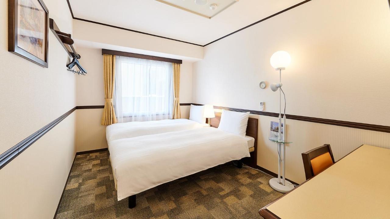 Toyoko Inn Osaka Namba Nippombashi Buitenkant foto