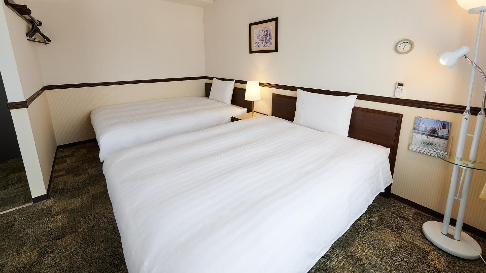 Toyoko Inn Osaka Namba Nippombashi Buitenkant foto