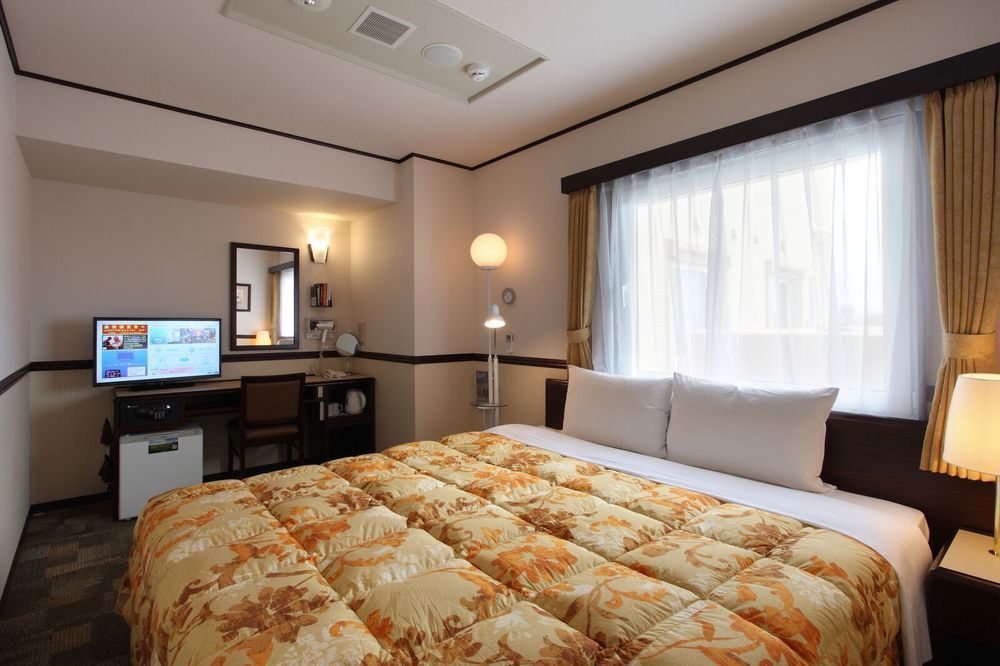 Toyoko Inn Osaka Namba Nippombashi Buitenkant foto